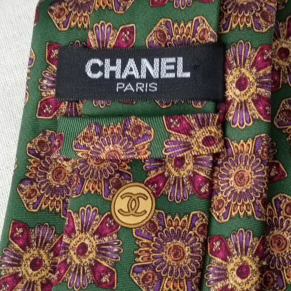 ❤️CHANEL GRIPOIX 100% Silk Tie Made in Italy - Picture 1 of 6